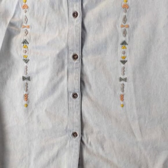 Natural Reflections Womens L Chambray Shirt Embroidered Button Up Cotton Western - Picture 6 of 10
